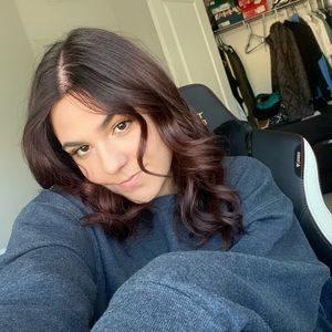 Meet your Posher, Marianda